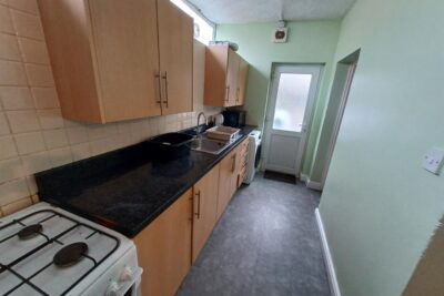 house for rent queen street