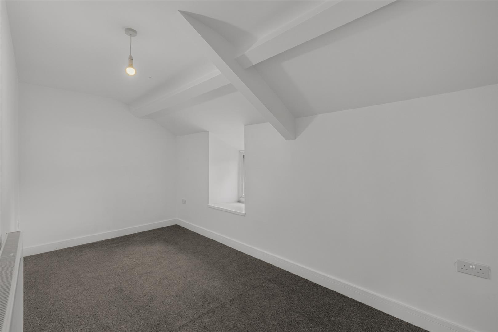 house - semi-detached for rent bethania street