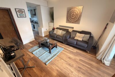 house - end terrace for rent neath road