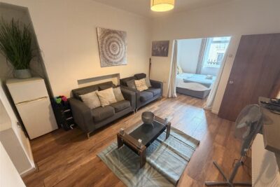 house - end terrace for rent neath road