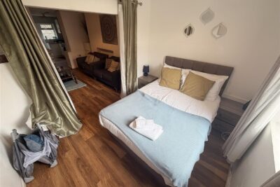house - end terrace for rent neath road