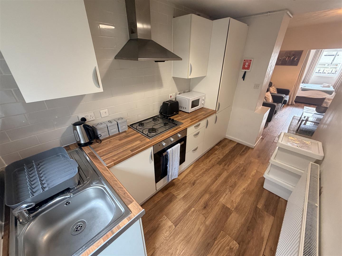 house - end terrace for rent neath road