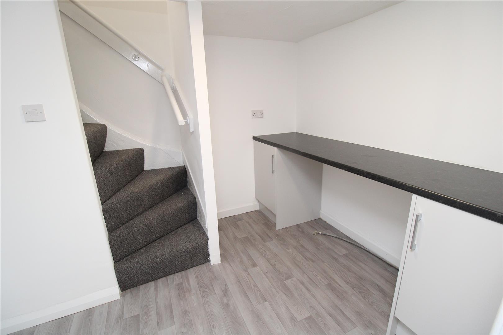 house - terraced for rent tyntyla road