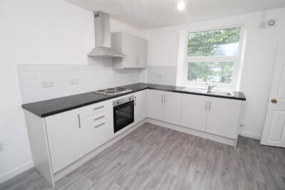 house - terraced for rent tyntyla road