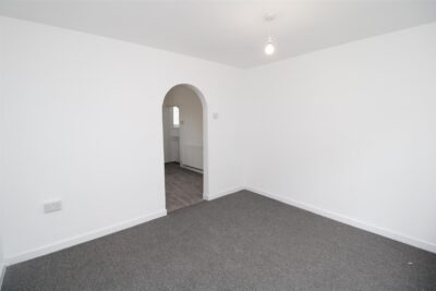 house - terraced for rent tyntyla road
