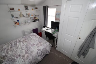 room for rent collins terrace