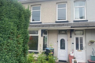 house - terraced for rent bryn crescent
