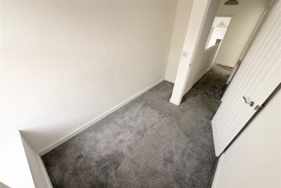 house - end terrace for rent penn street