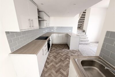 house - end terrace for rent penn street