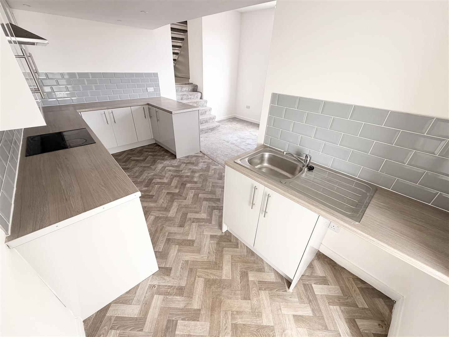 house - end terrace for rent penn street