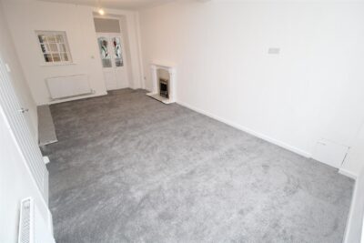 house - terraced for rent brithweunydd road