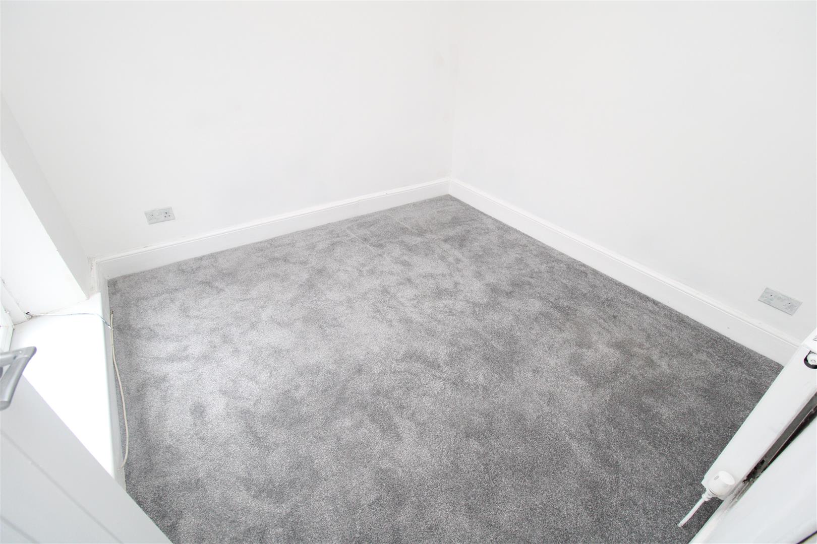 house - terraced for rent brithweunydd road