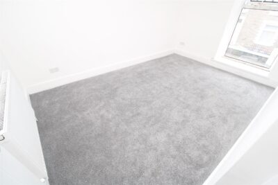 house - terraced for rent brithweunydd road
