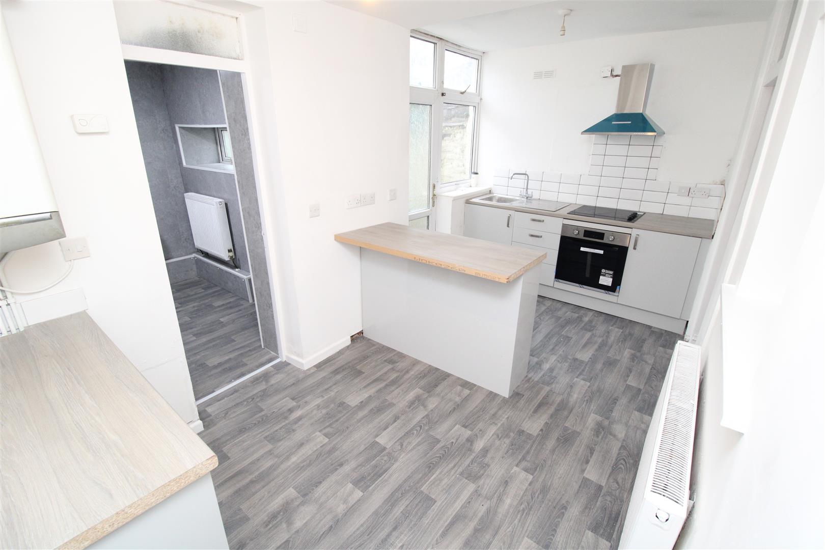 house - terraced for rent brithweunydd road