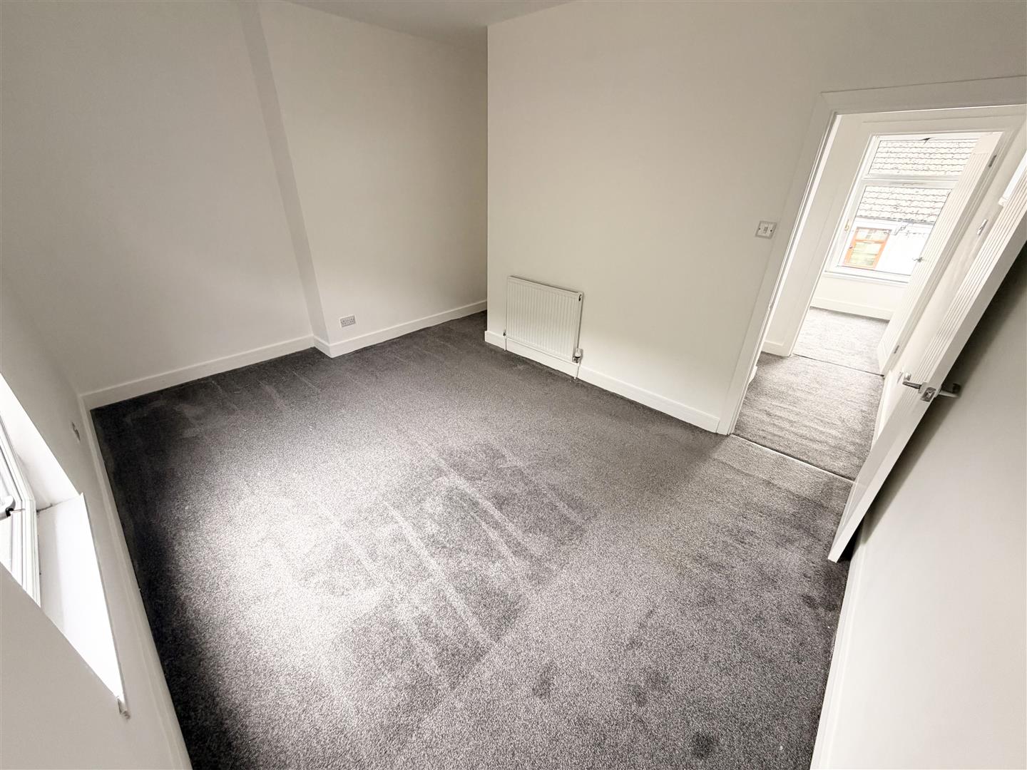 house - end terrace for rent rhys street