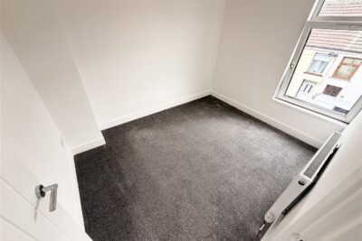 house - end terrace for rent rhys street