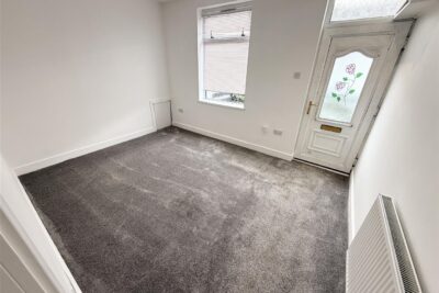 house - end terrace for rent rhys street