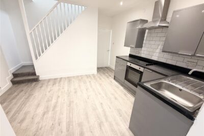 house - end terrace for rent rhys street