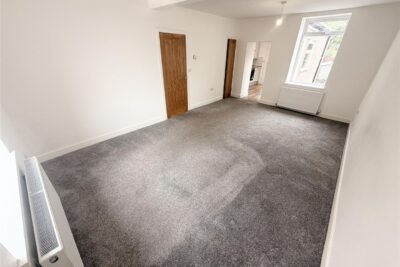house for rent pontypridd road