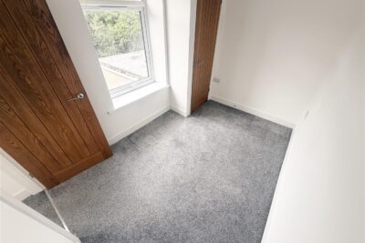 house for rent pontypridd road