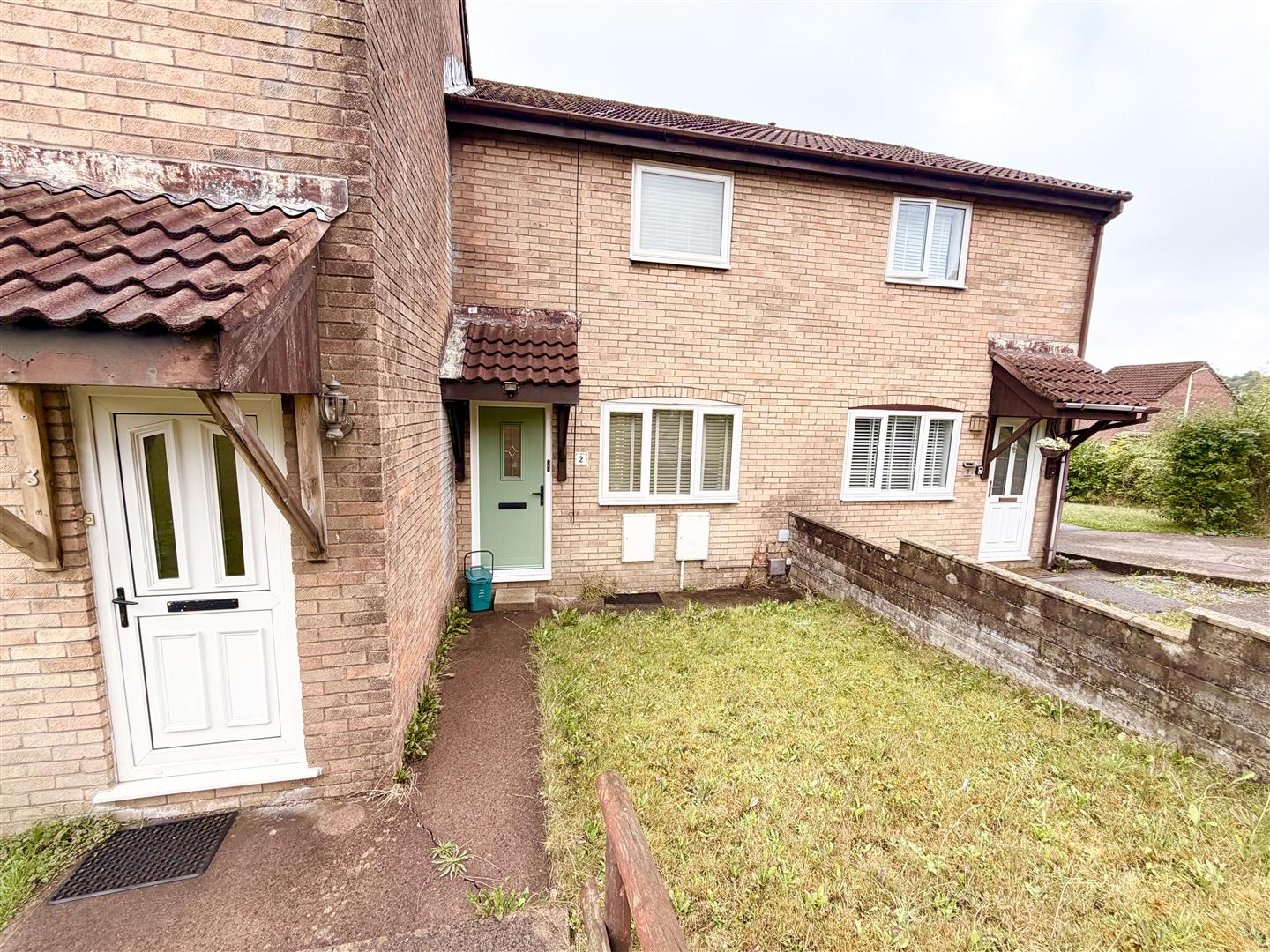 house for rent llys garth