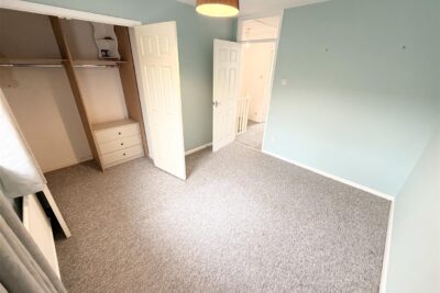 house for rent llys garth