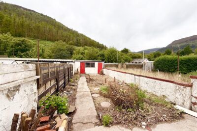 house - terraced for rent eileen place