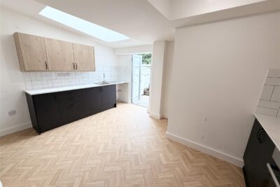 house - terraced for rent eileen place