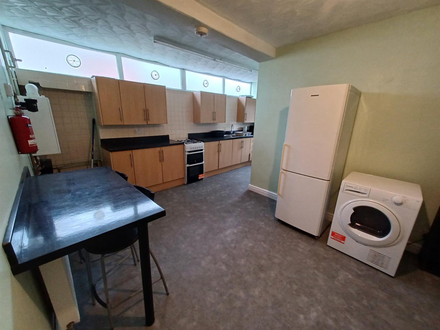 room for rent queen street