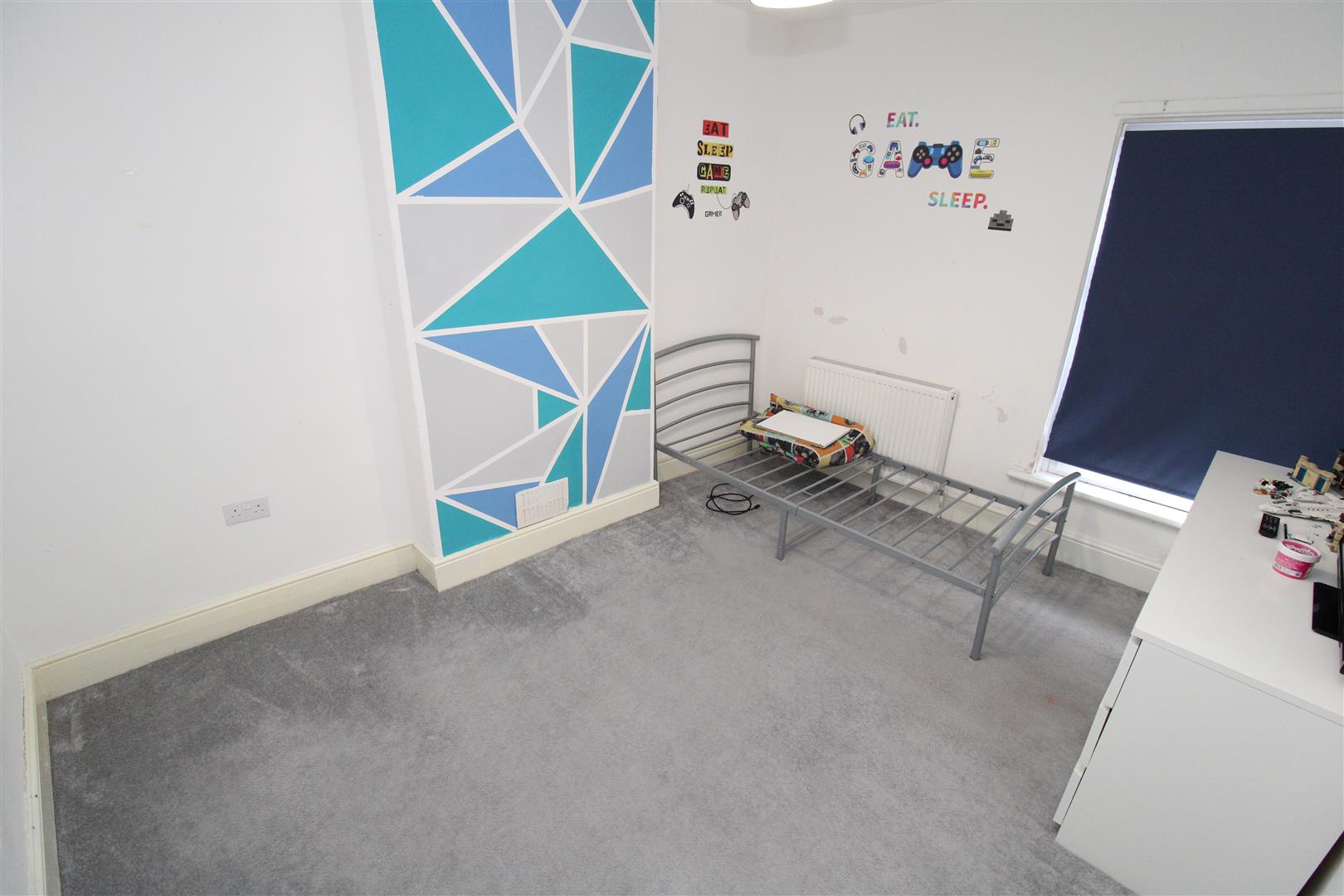 house - terraced for rent eureka place