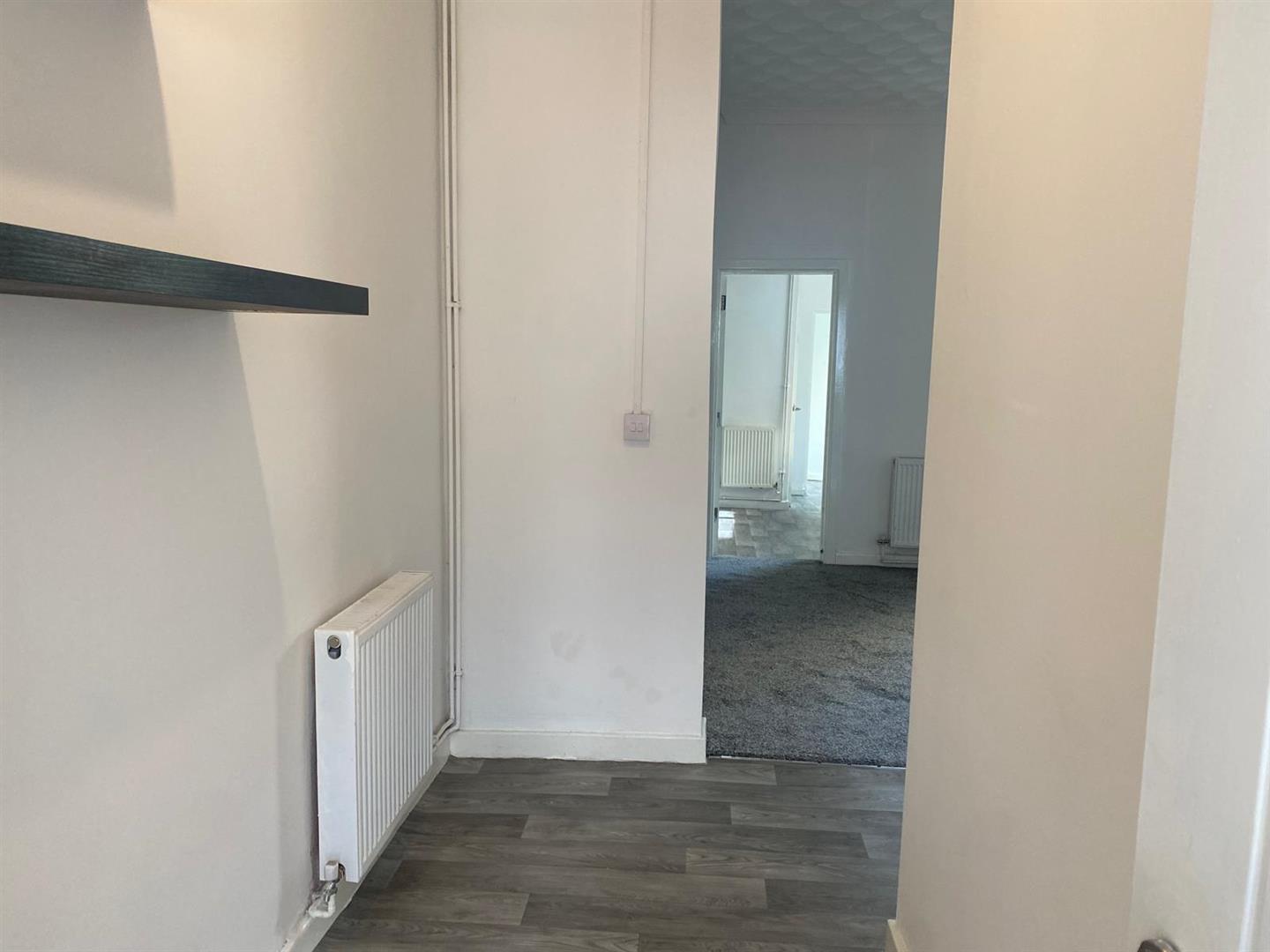 house - terraced for rent marine street