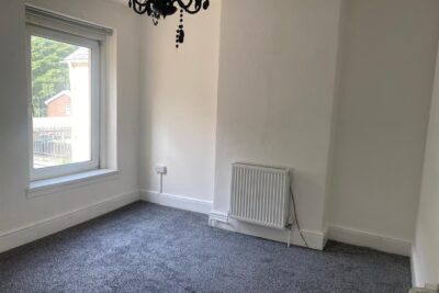 house - terraced for rent marine street
