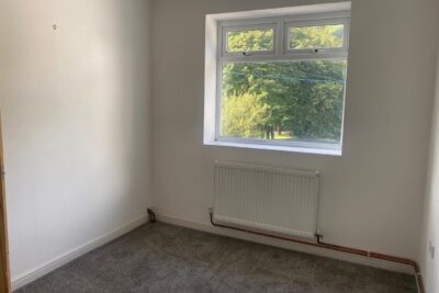 house - terraced for rent marine street