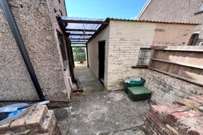 house - semi-detached for rent bryn heulog