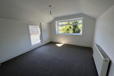 flat for rent llewellyn street