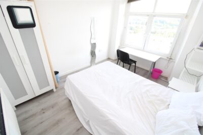 house - terraced for rent laura street