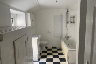 house - terraced for rent pontshonnorton road