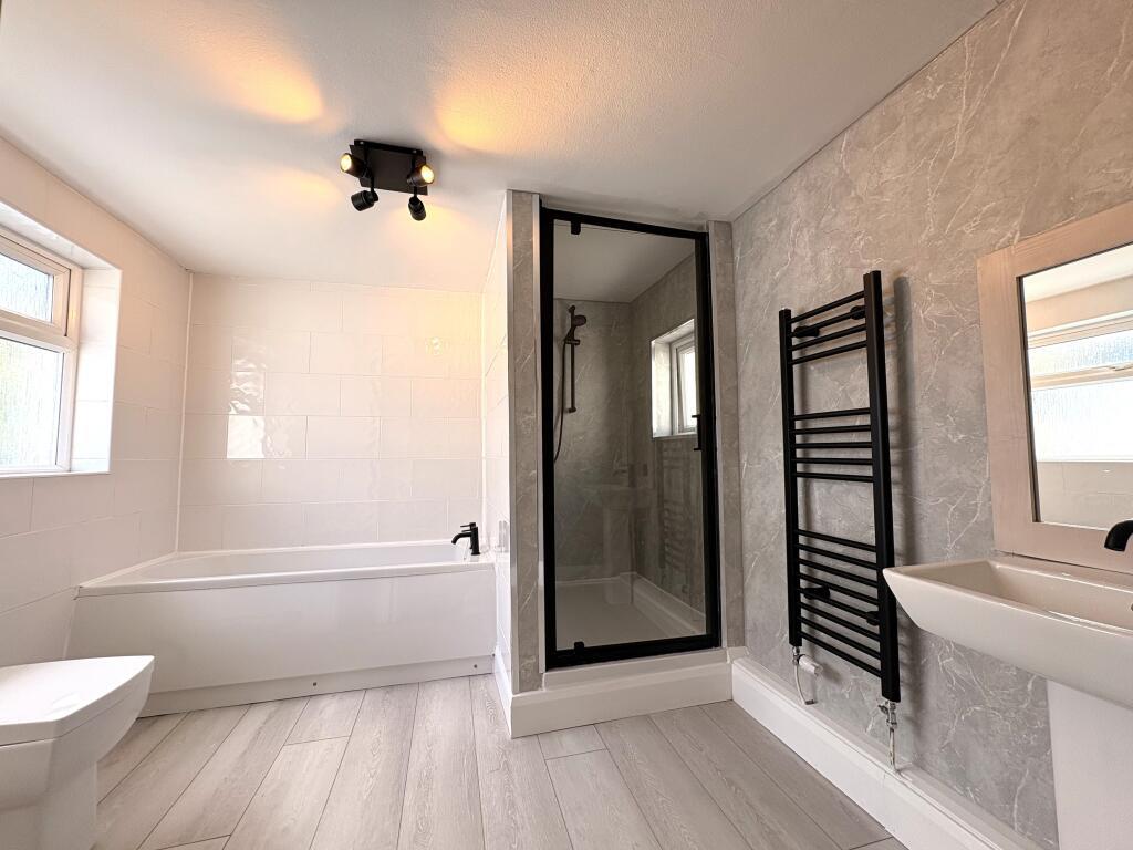 house of multiple occupancy for rent tower street