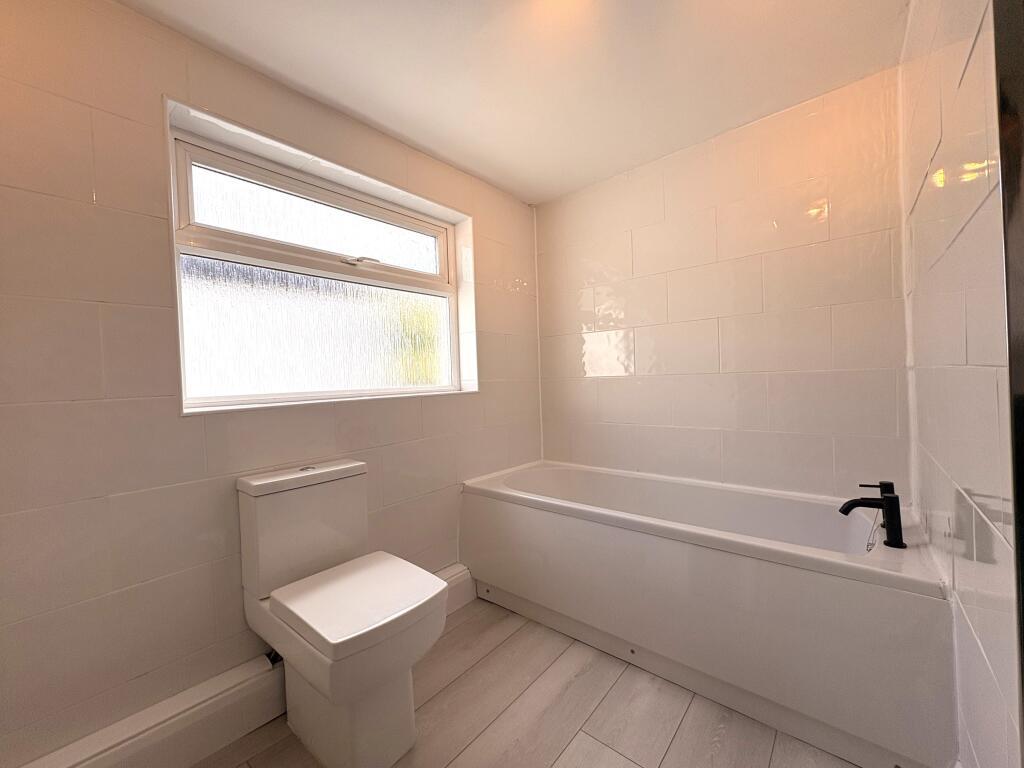 house of multiple occupancy for rent tower street