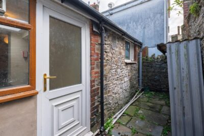 house - terraced for sale queen street