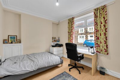 house - terraced for sale queen street