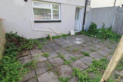 house - terraced for rent rhyd-yr-helyg