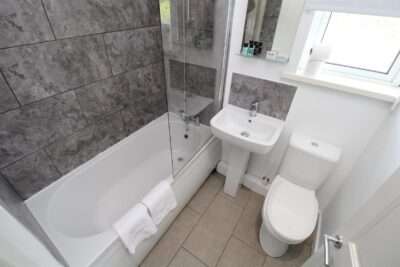 house - terraced for rent rhyd-yr-helyg