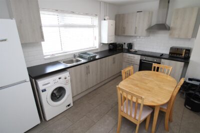house - terraced for rent rhyd-yr-helyg