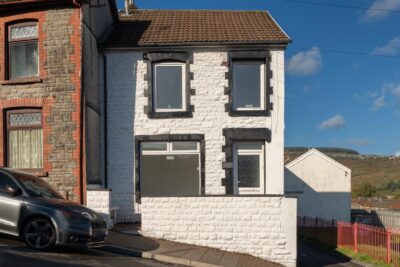house for sale institute road