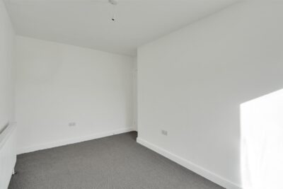house for sale institute road