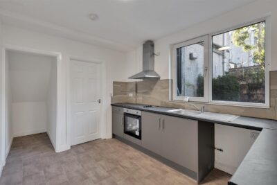 house for sale institute road