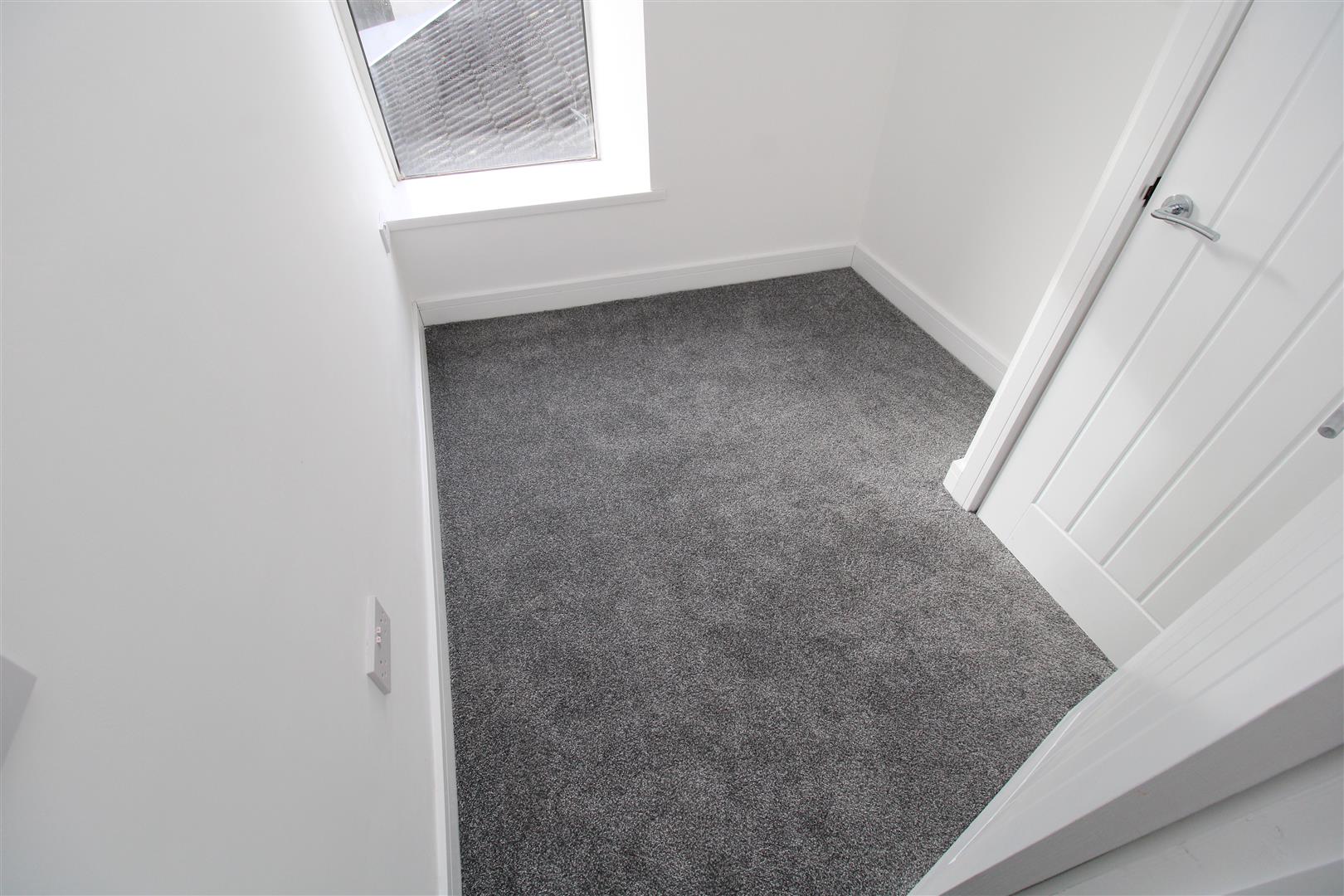 house - terraced for rent wern crescent