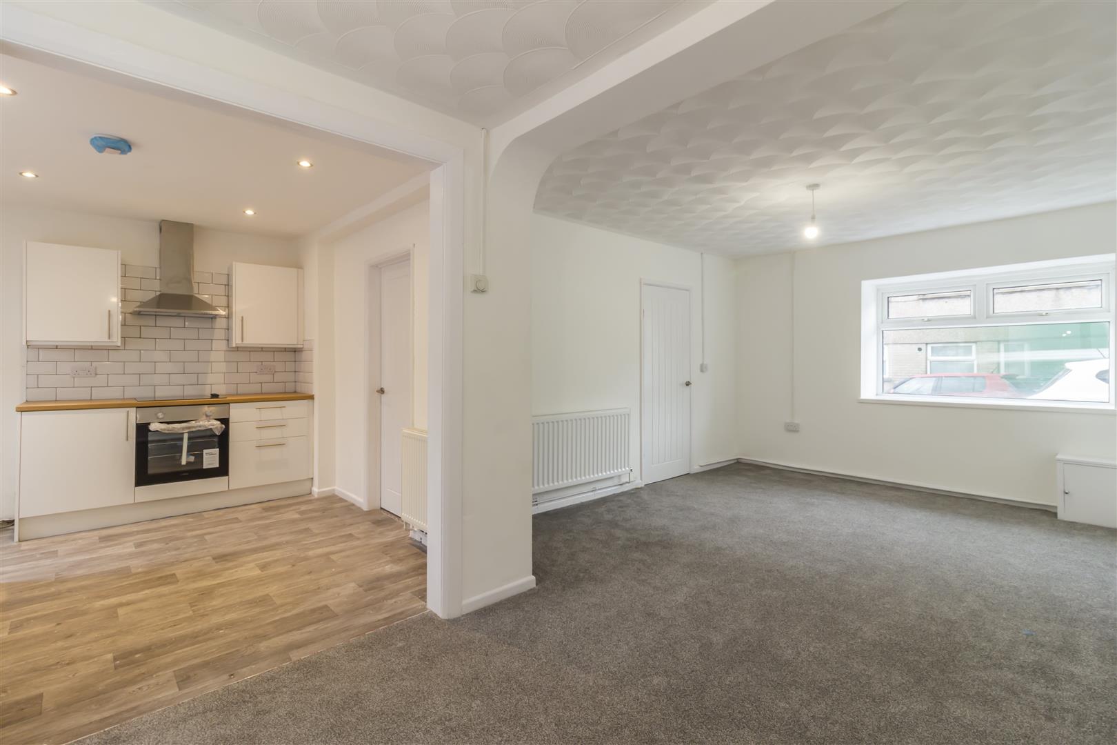 house - terraced for rent king street