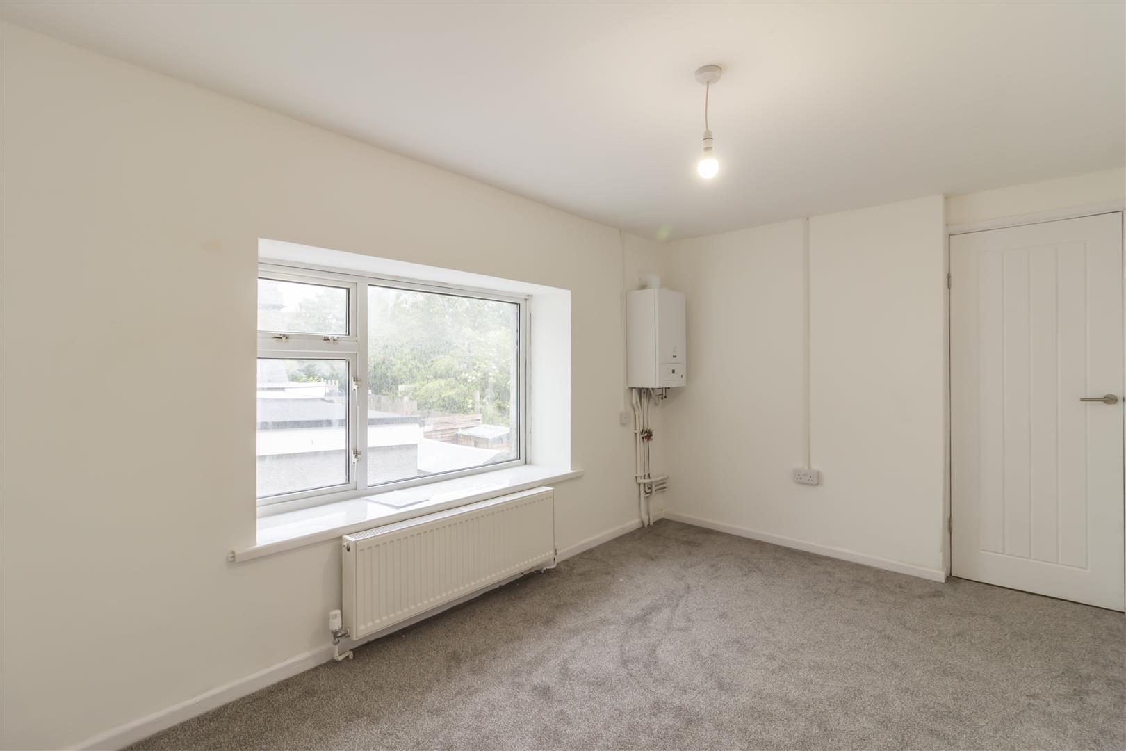 house - terraced for rent king street